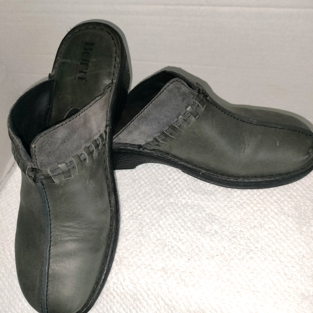 Born Women's Gray Mules/Clogs with Slip-On Style Sz 8/US 38/EU